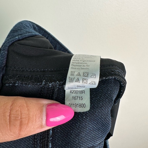 SPANX Jean-ish® Ankle Leggings Size Large - Picture 11 of 11